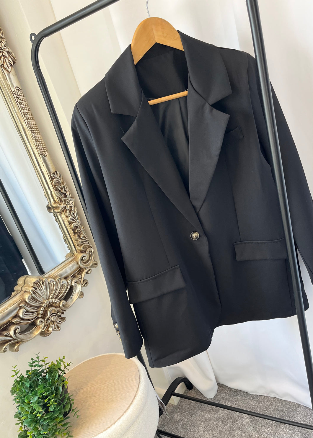 MYLENE Black Boyfriend Blazer
